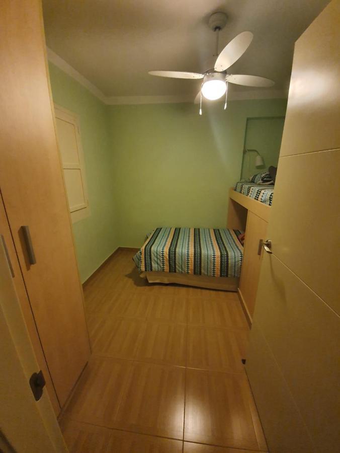 Room In Benidorm Downtown En Piso Compartido Alicante Ngoại thất bức ảnh